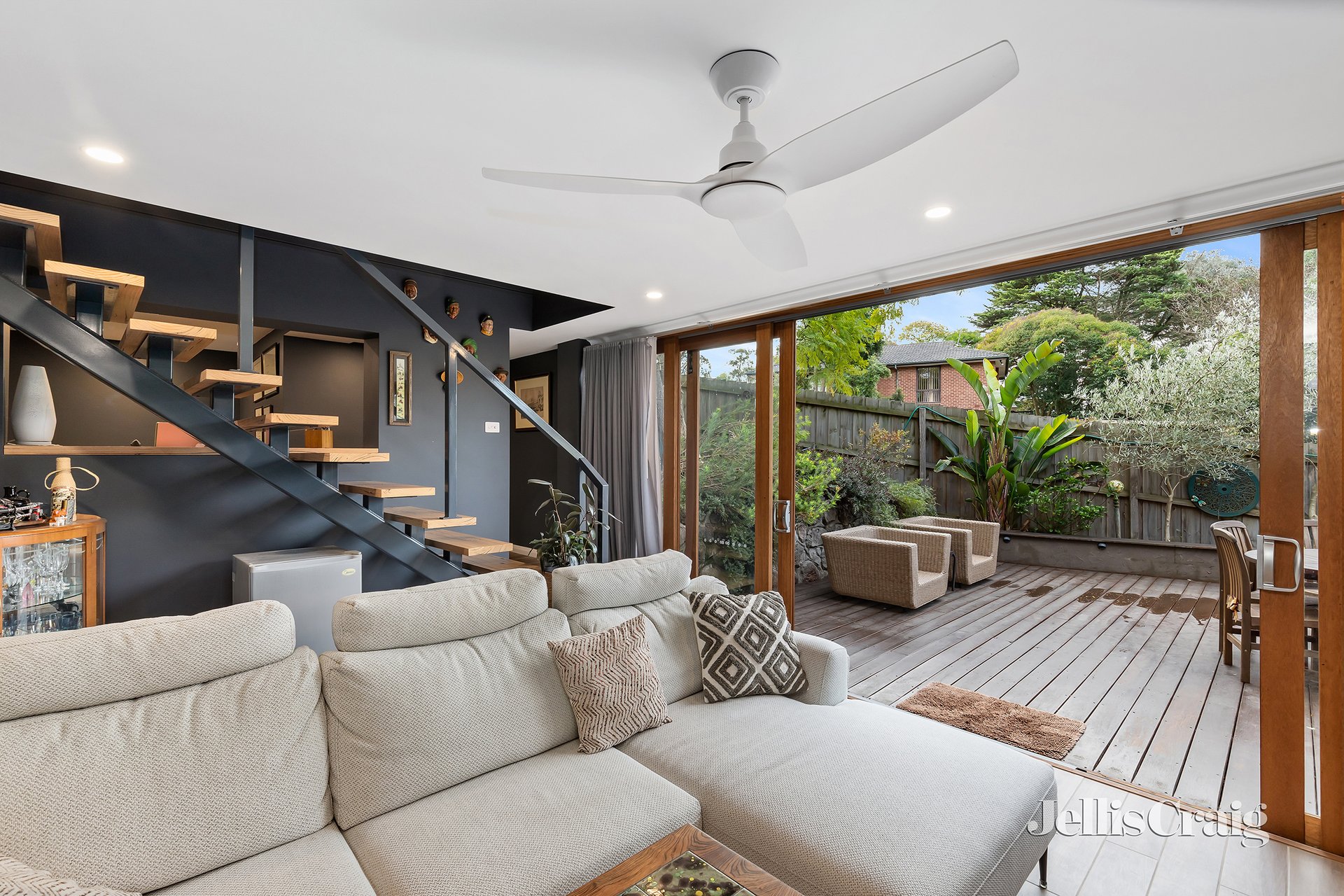 19 Tower Drive, Briar Hill image 10