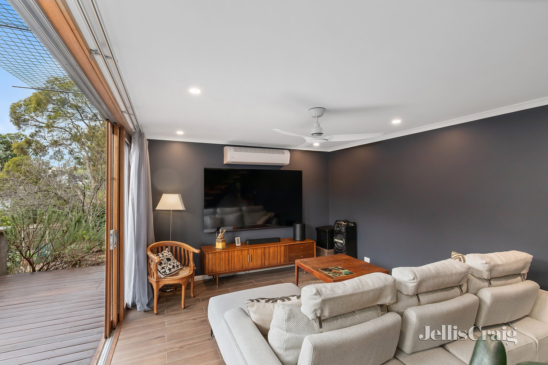 19 Tower Drive, Briar Hill image 11