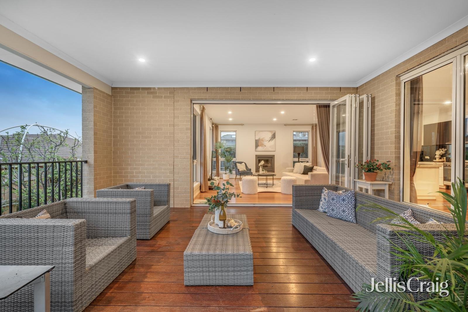 19 Trevor Court, Mount Waverley image 11