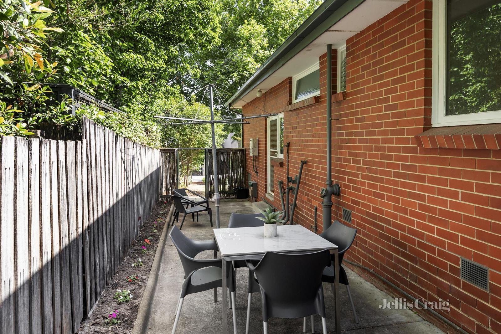 1/9 Vauxhall Road, Balwyn image 8