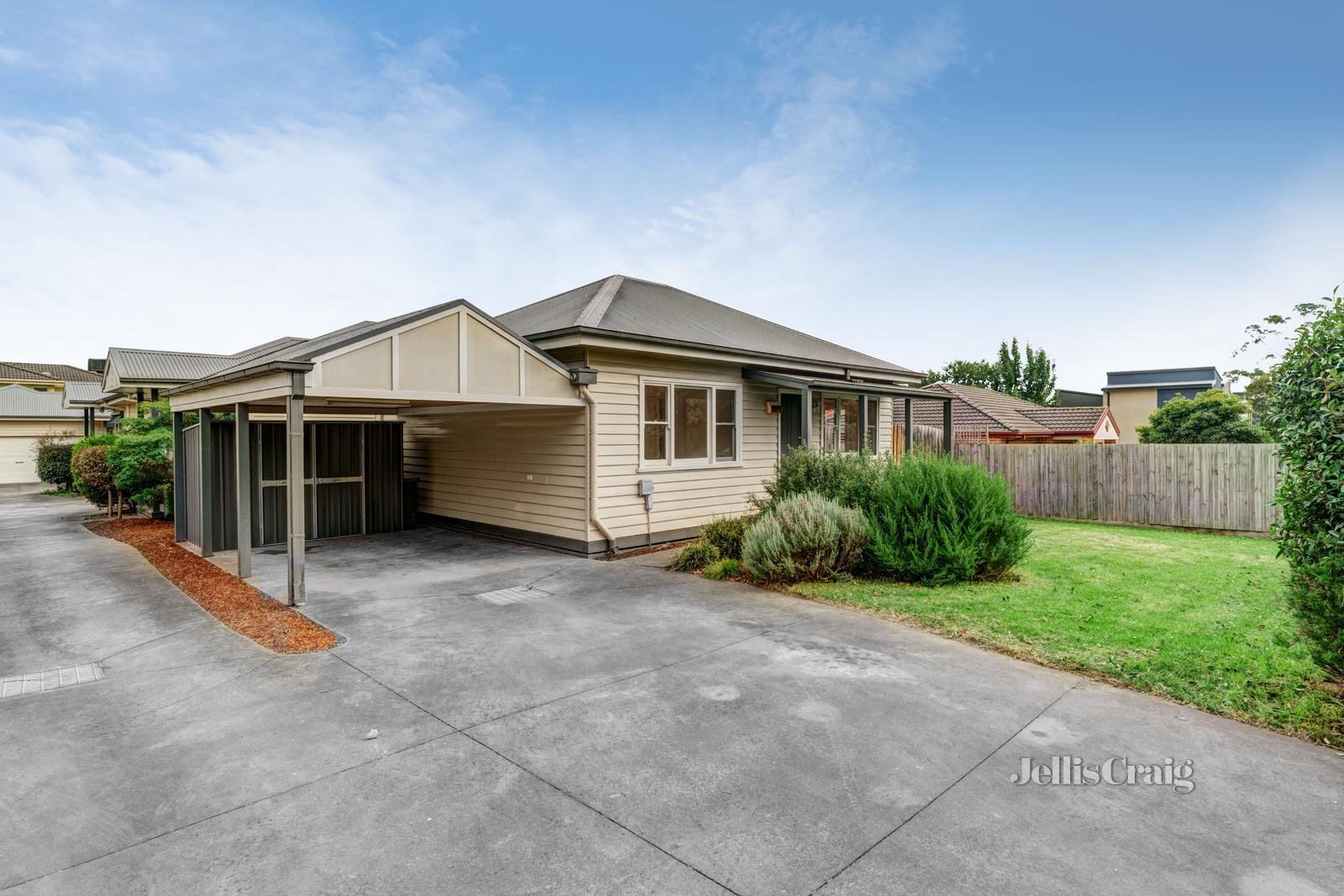 1/9 View Road, Bayswater image 1