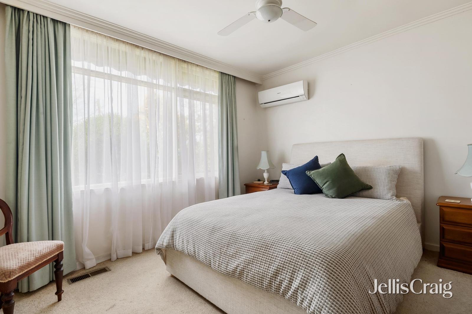 19 Violet Grove, Kew&nbsp;East image 6