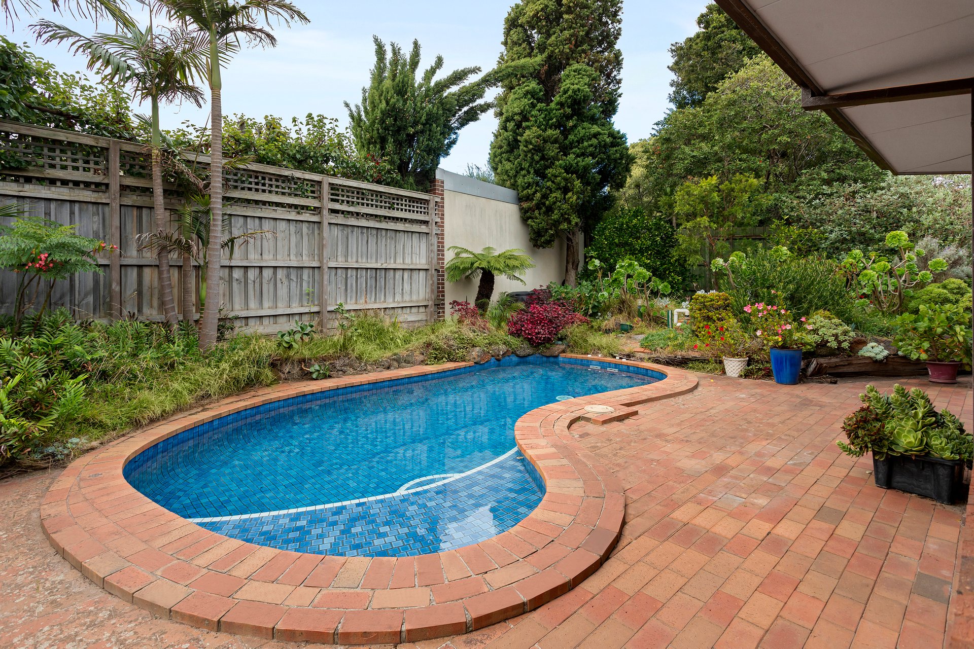 Property Gallery Thumbnail 9