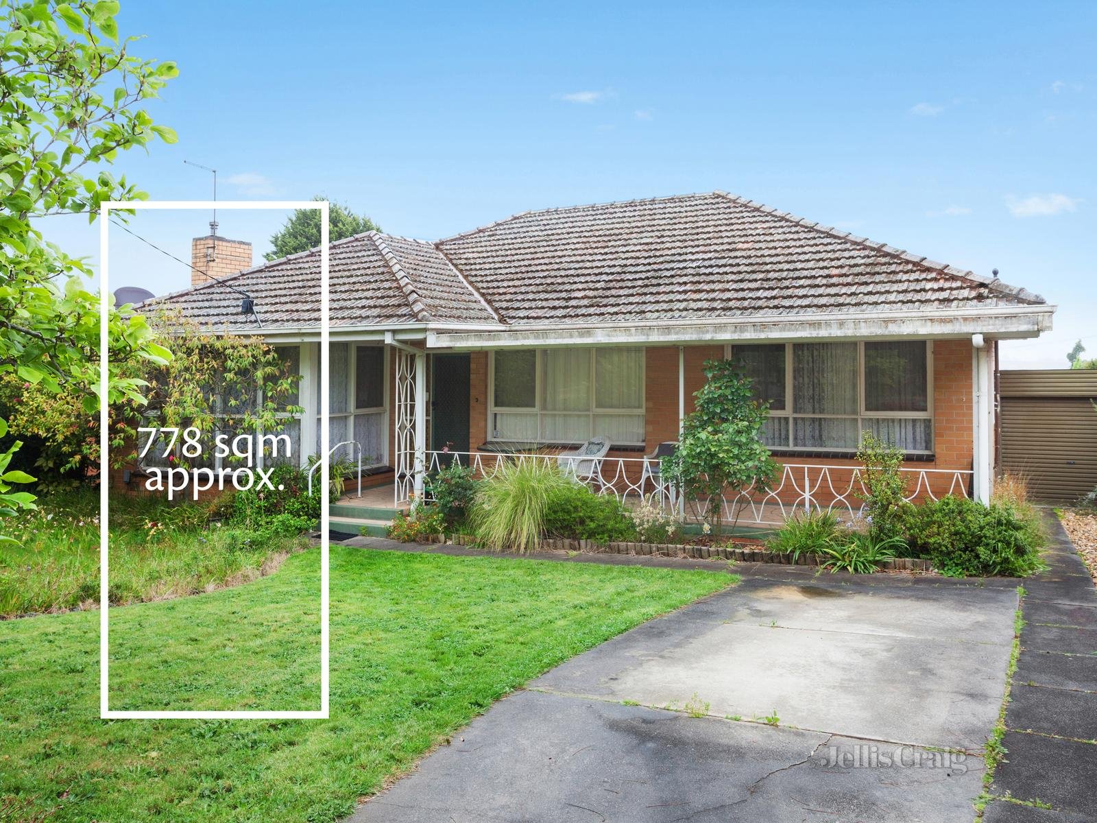 19 Watsons Road, Glen Waverley image 1