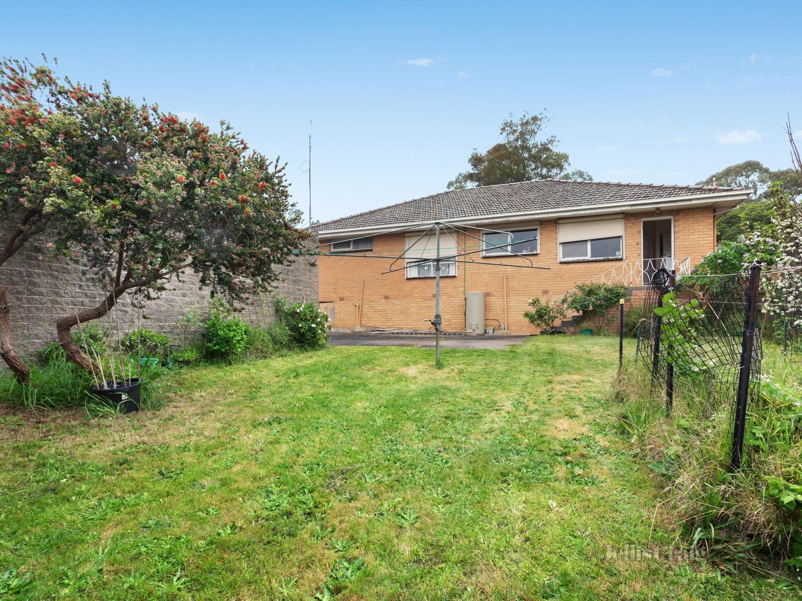19 Watsons Road, Glen Waverley image 4