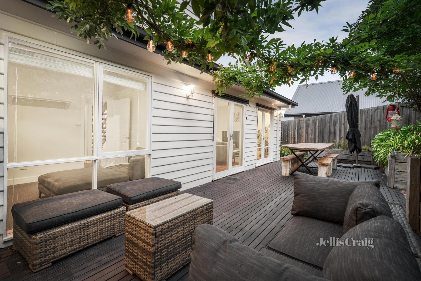 19 Wattle Grove, Eltham image 18