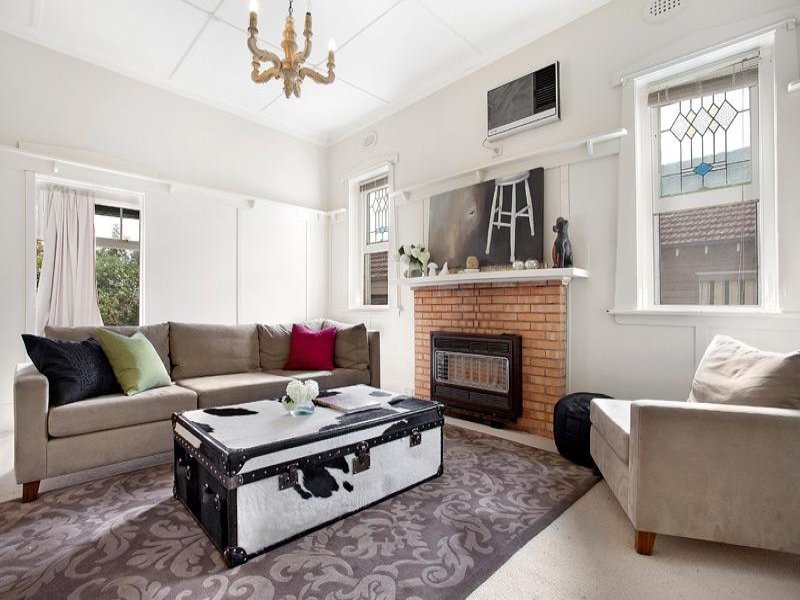 19 Weybridge Street, Surrey Hills image 2