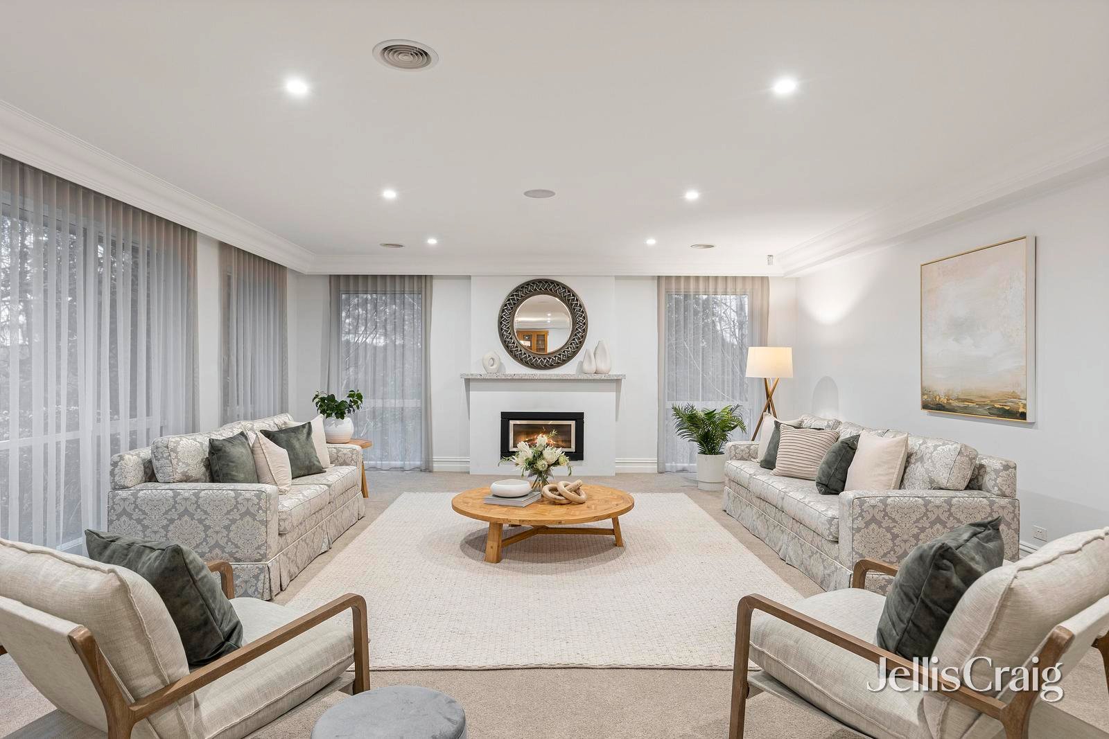 19 White Lodge Court, Donvale image 4