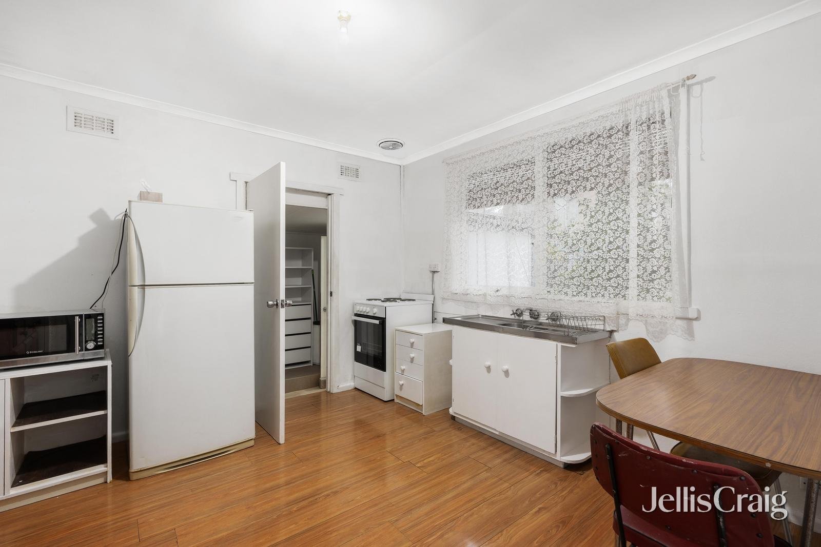 19 Willandra Avenue, Canterbury image 13