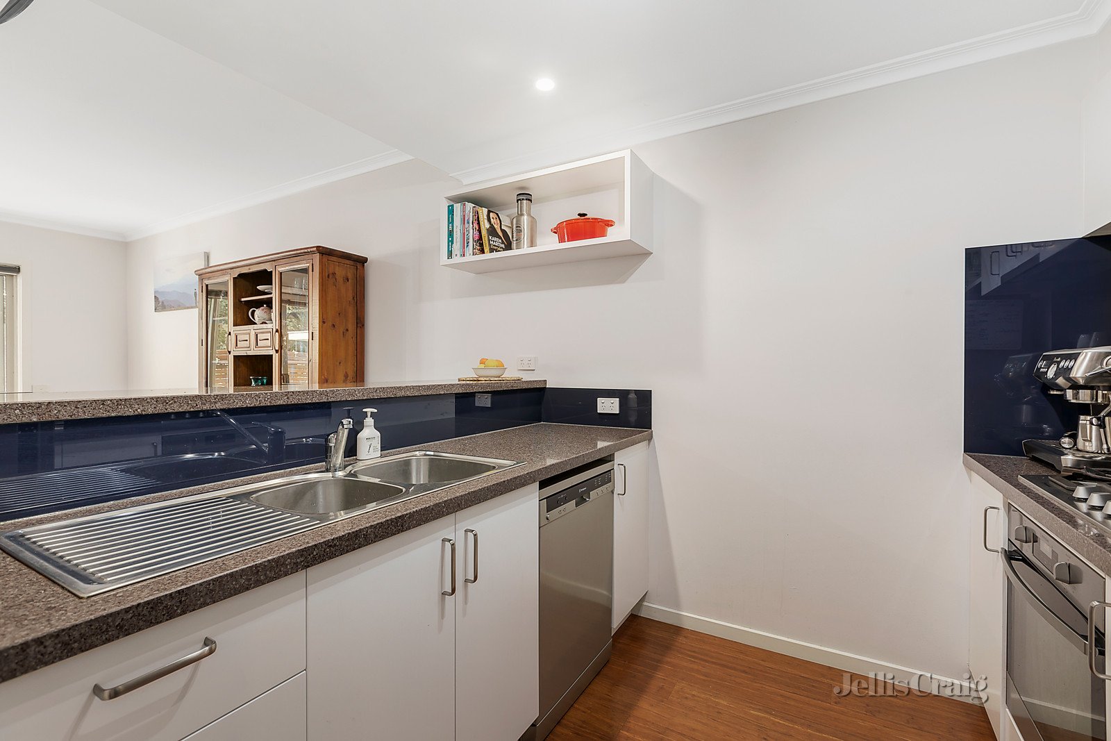 1/9 William Street, Clifton Hill image 4