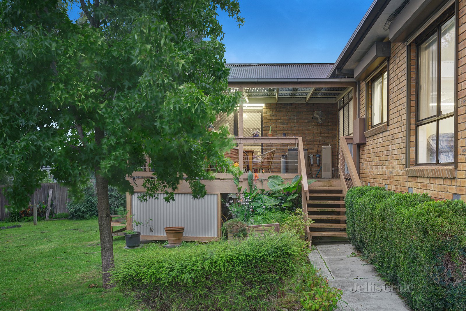 19 Williams Road, Briar Hill image 11