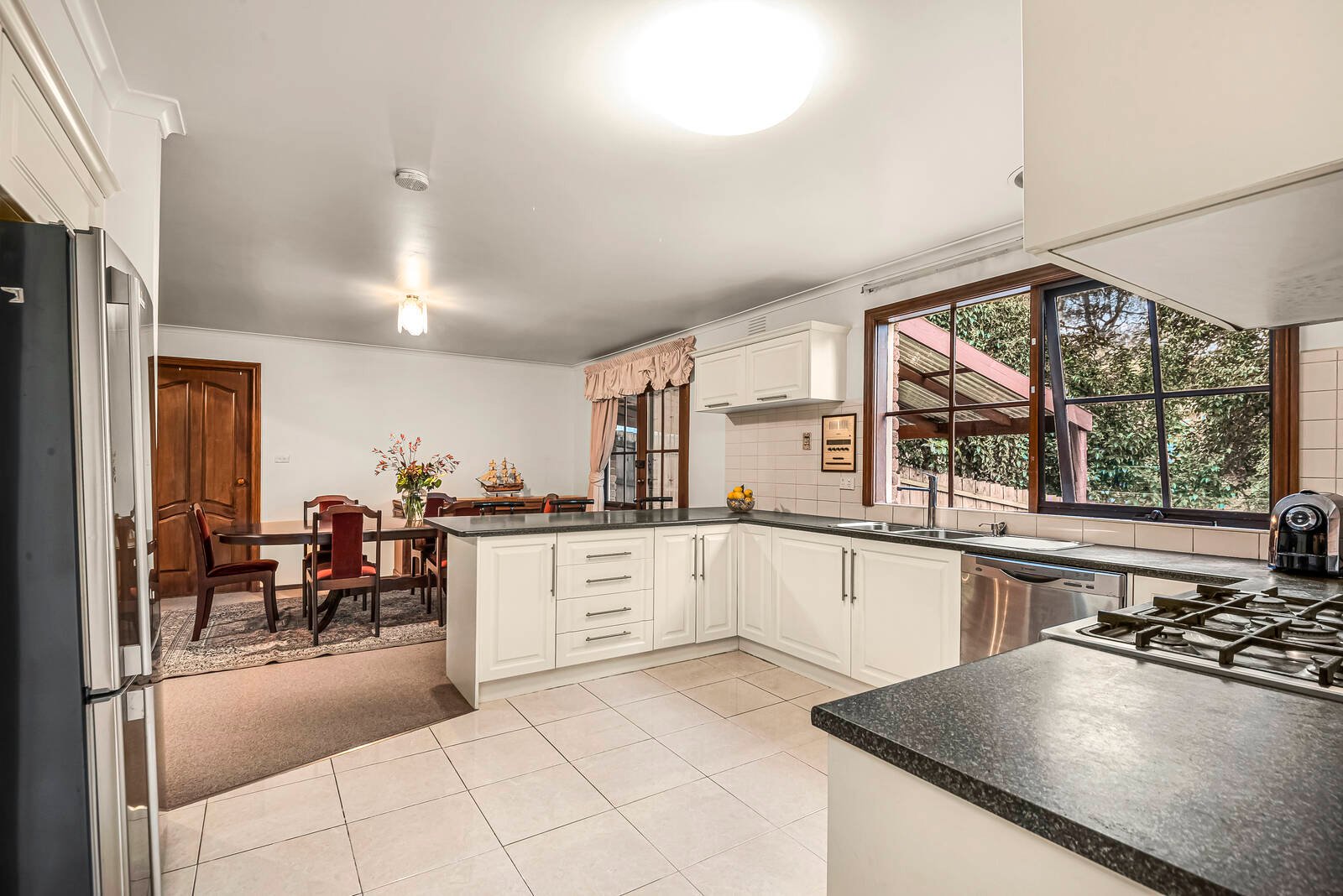 Property Gallery Thumbnail 6