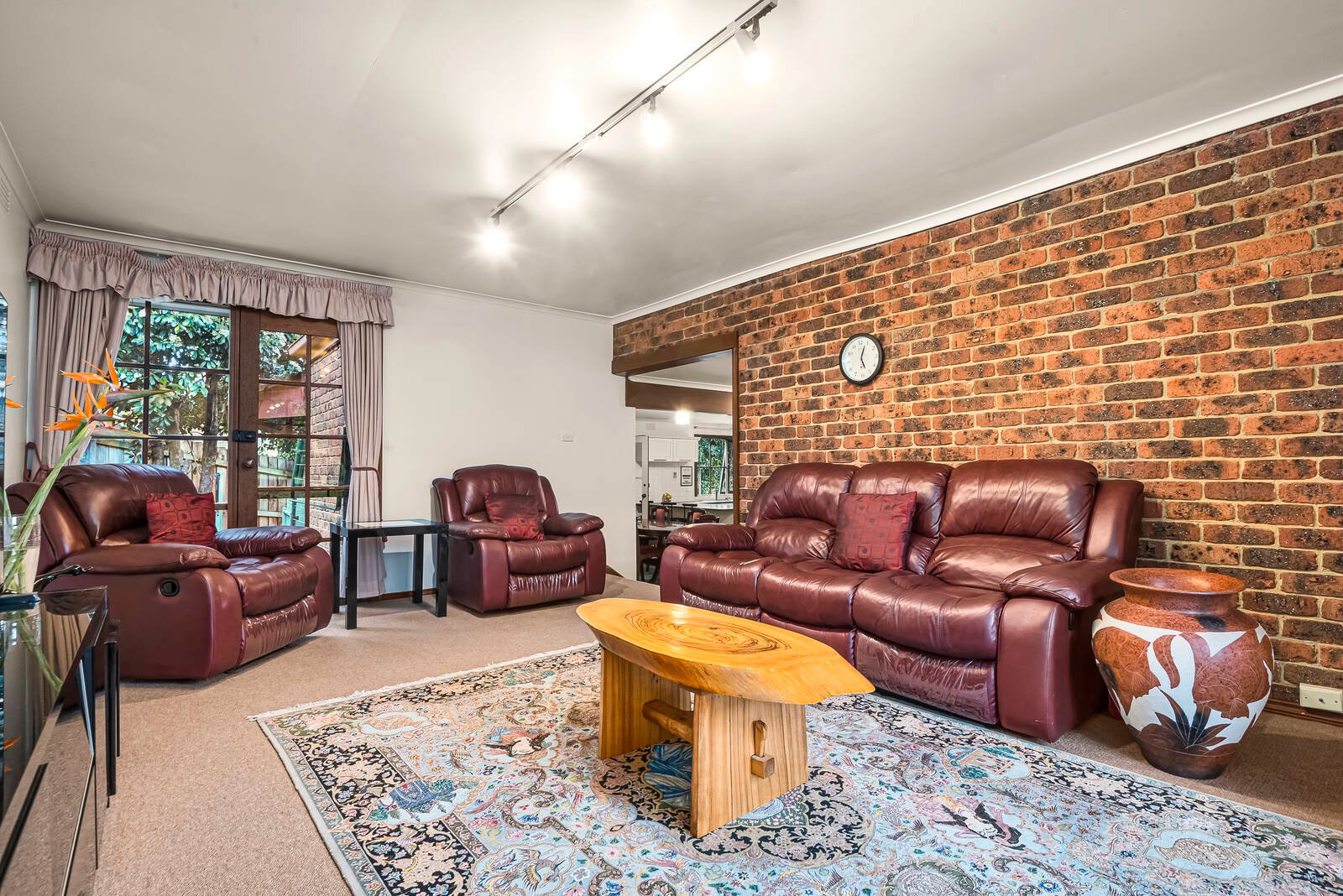 Property Gallery Thumbnail 7