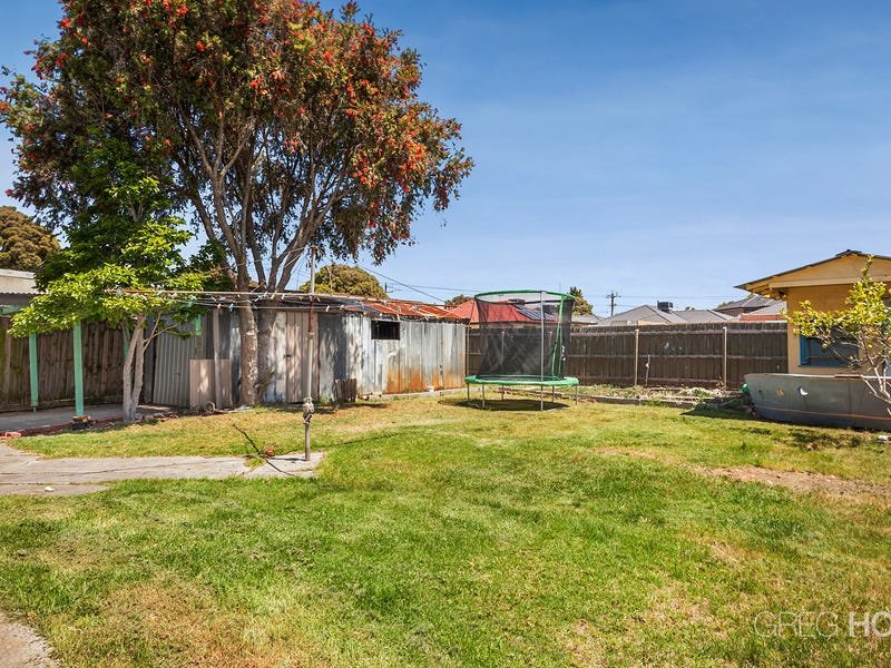 19 Windsor Crescent, Altona North image 7