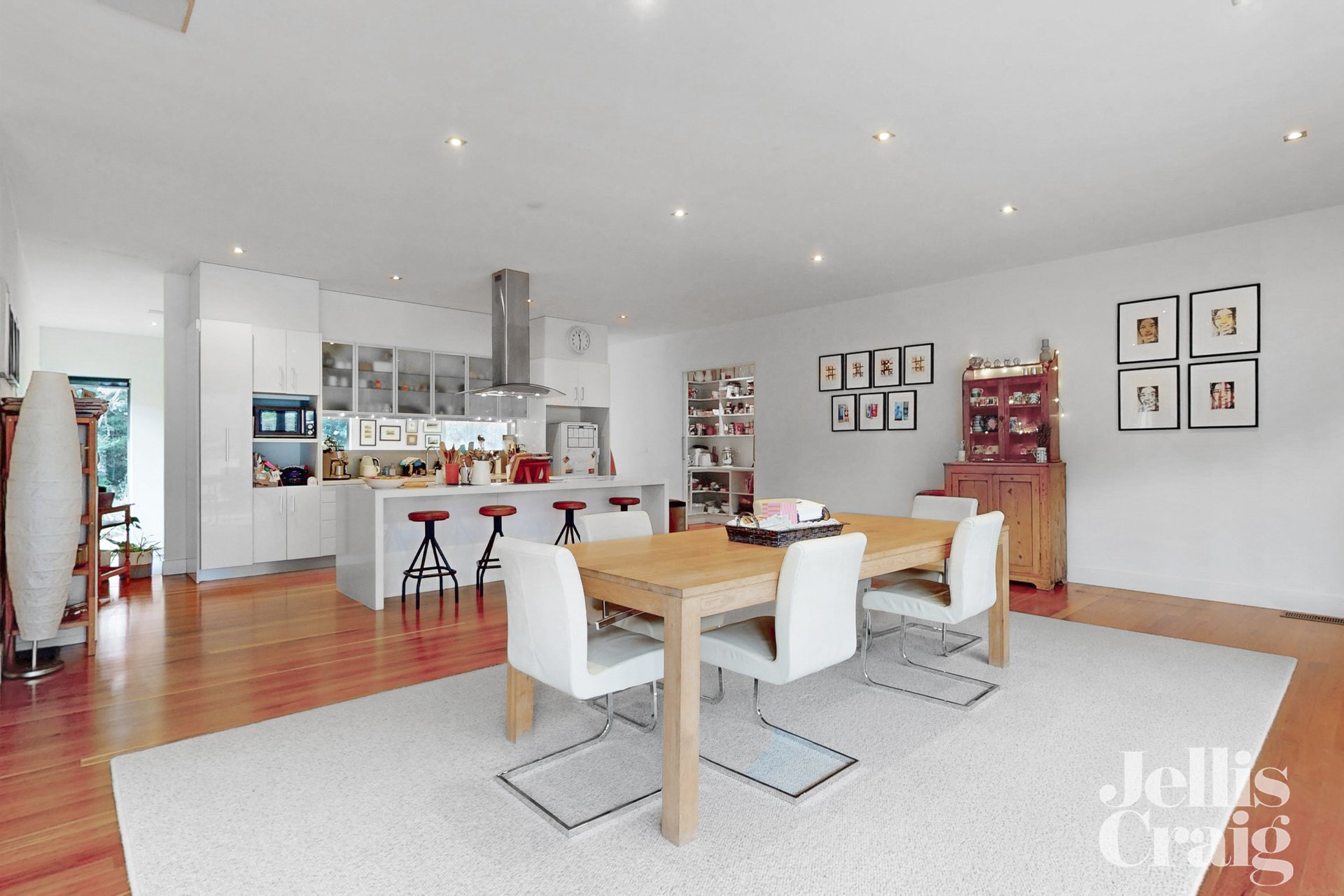 19 Yarra Hill Close, Lower Plenty image 3