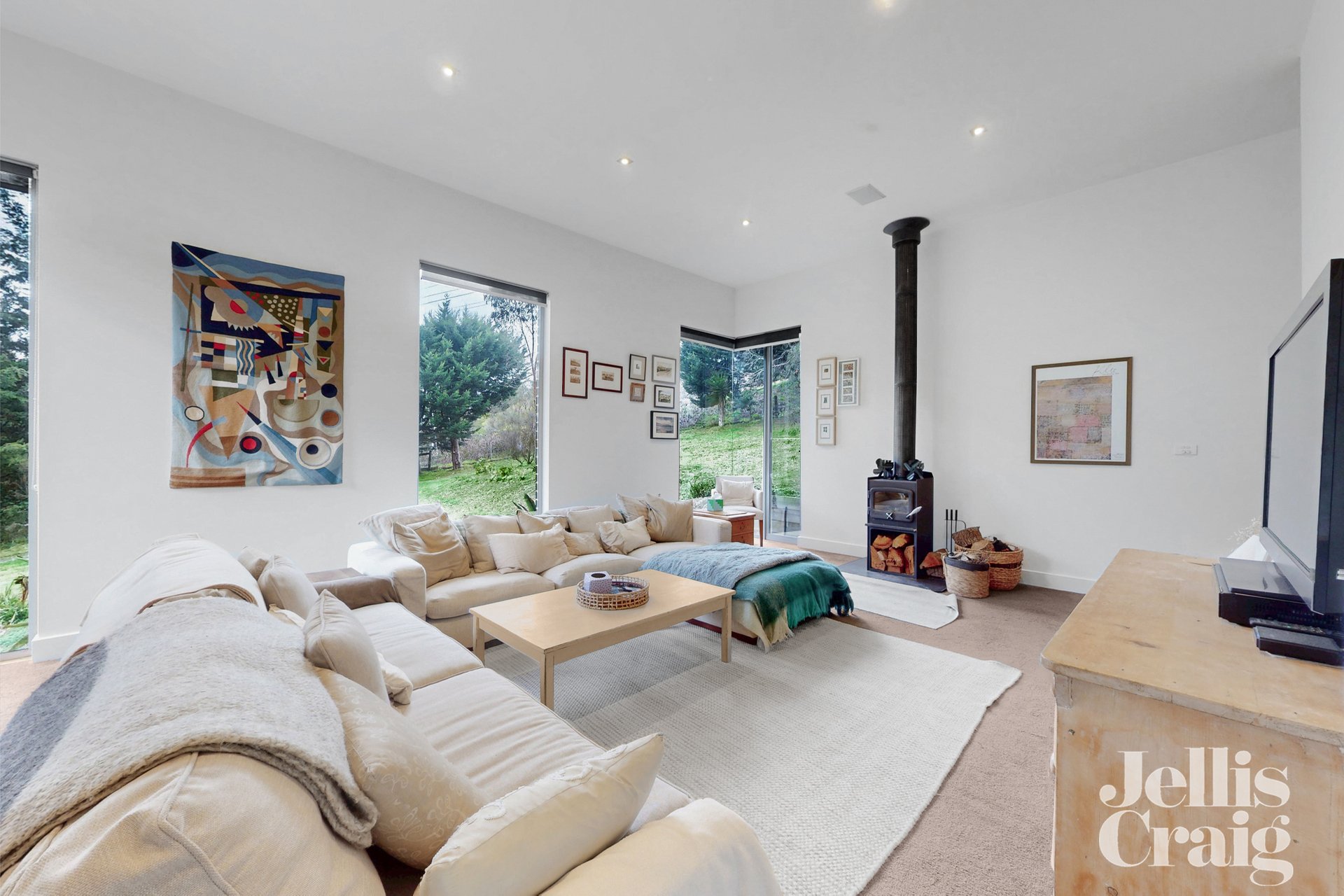 19 Yarra Hill Close, Lower Plenty image 5