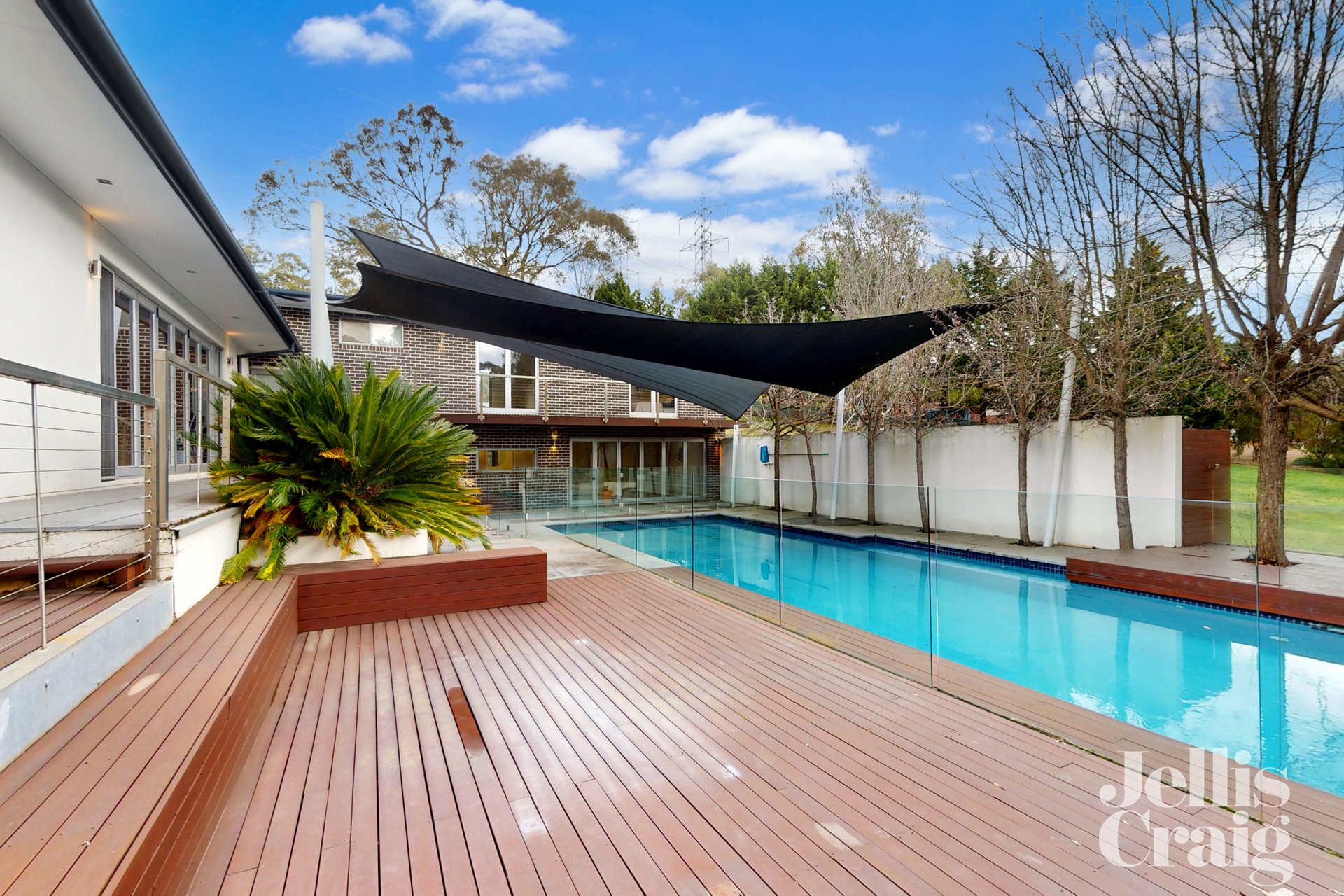 19 Yarra Hill Close, Lower Plenty image 11