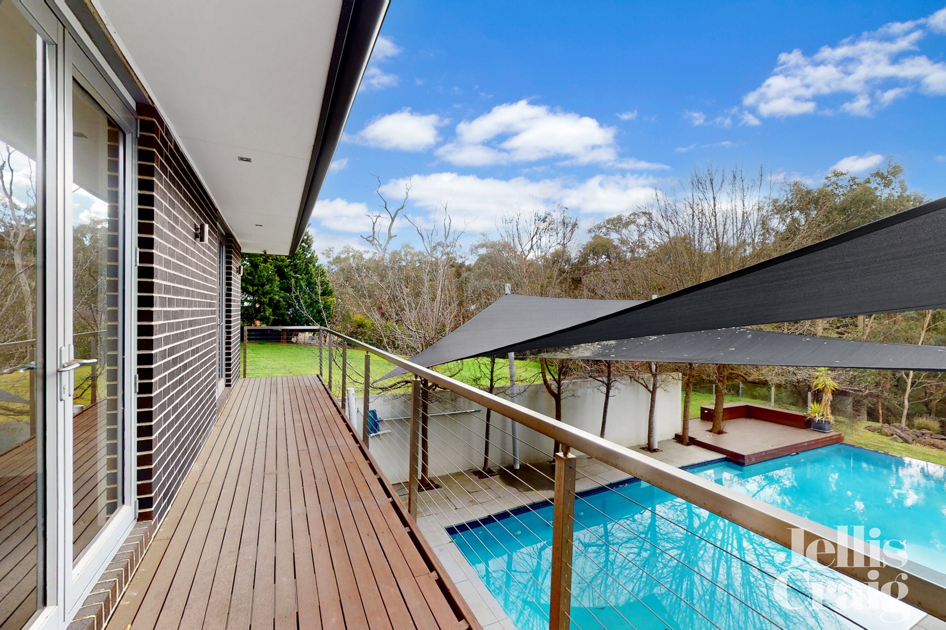 19 Yarra Hill Close, Lower Plenty image 13