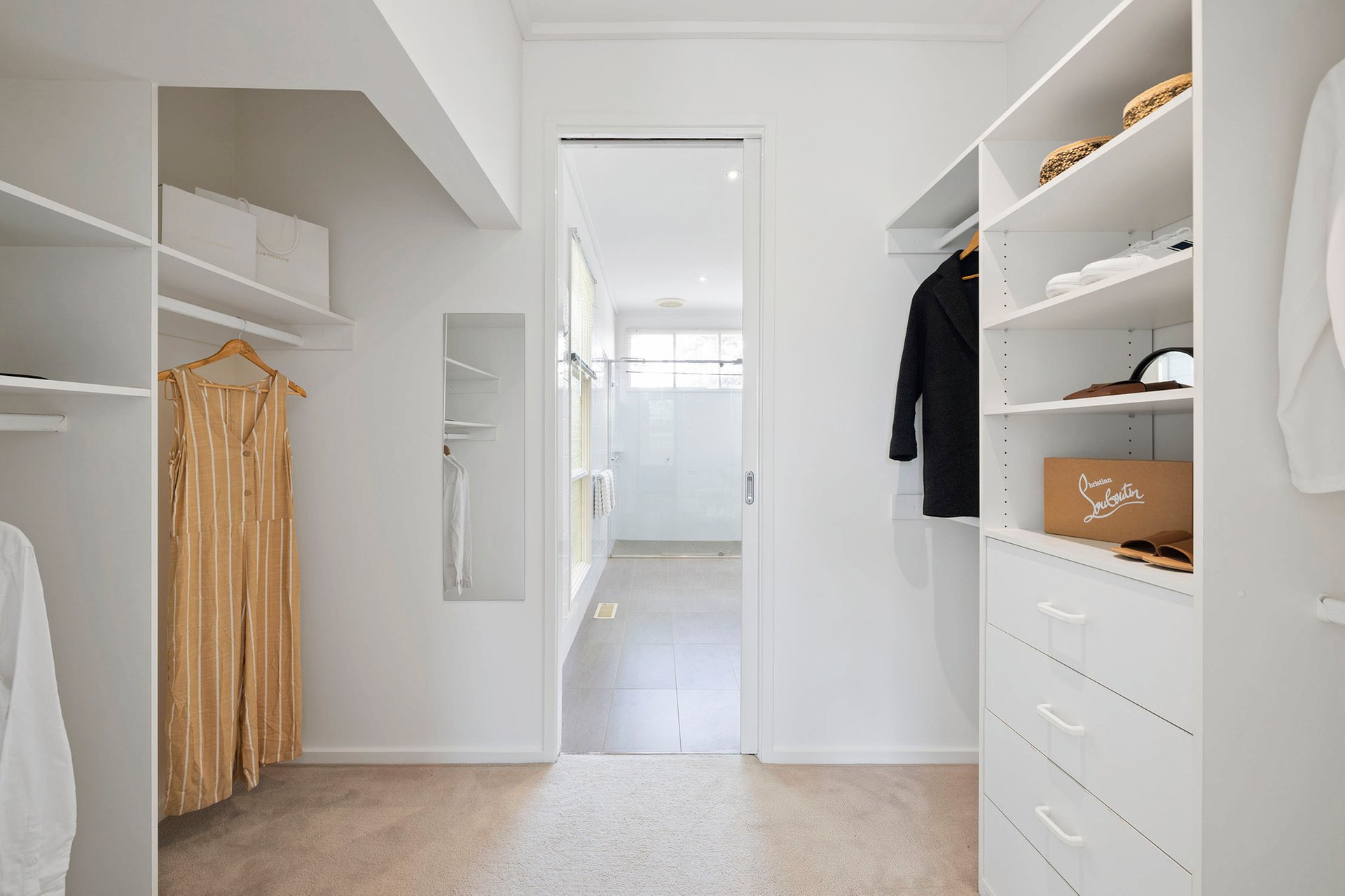 Property Gallery Thumbnail 6