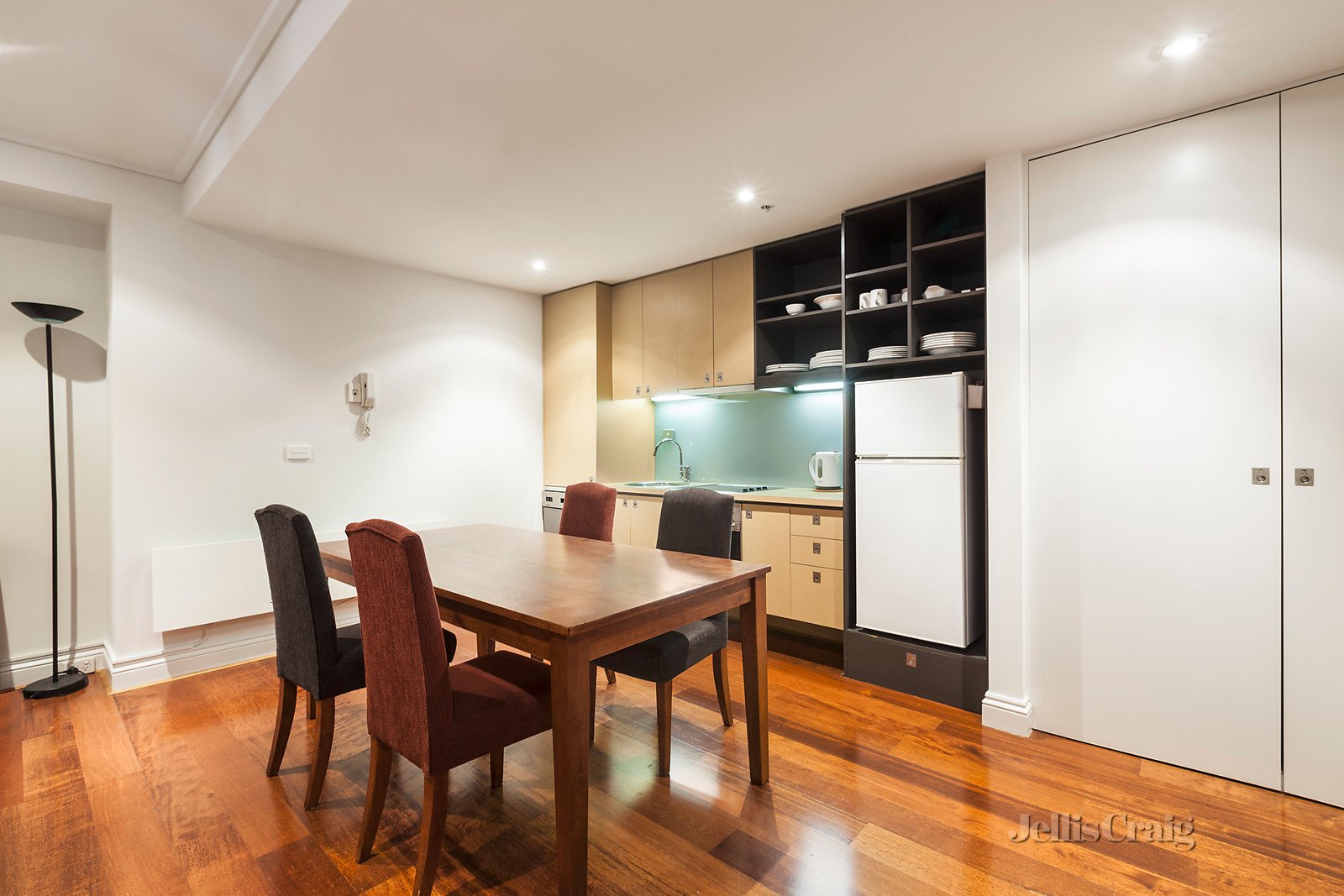 1/90 Bourke Street, Melbourne image 3