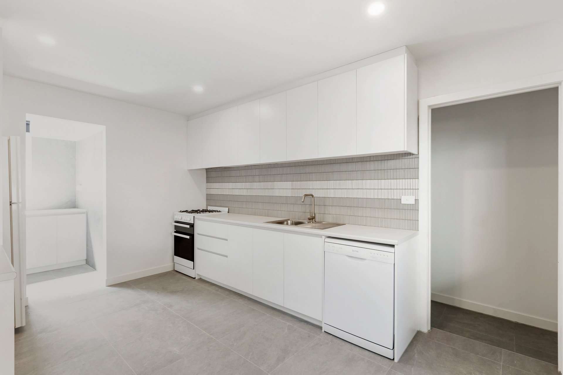 Property Gallery Thumbnail 2