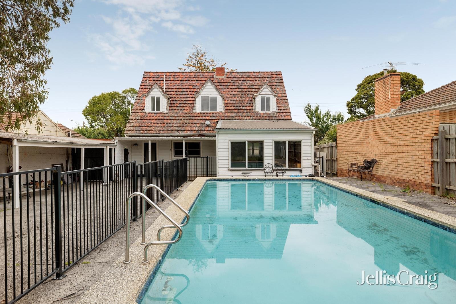 190 Thompsons Road, Bulleen image 1