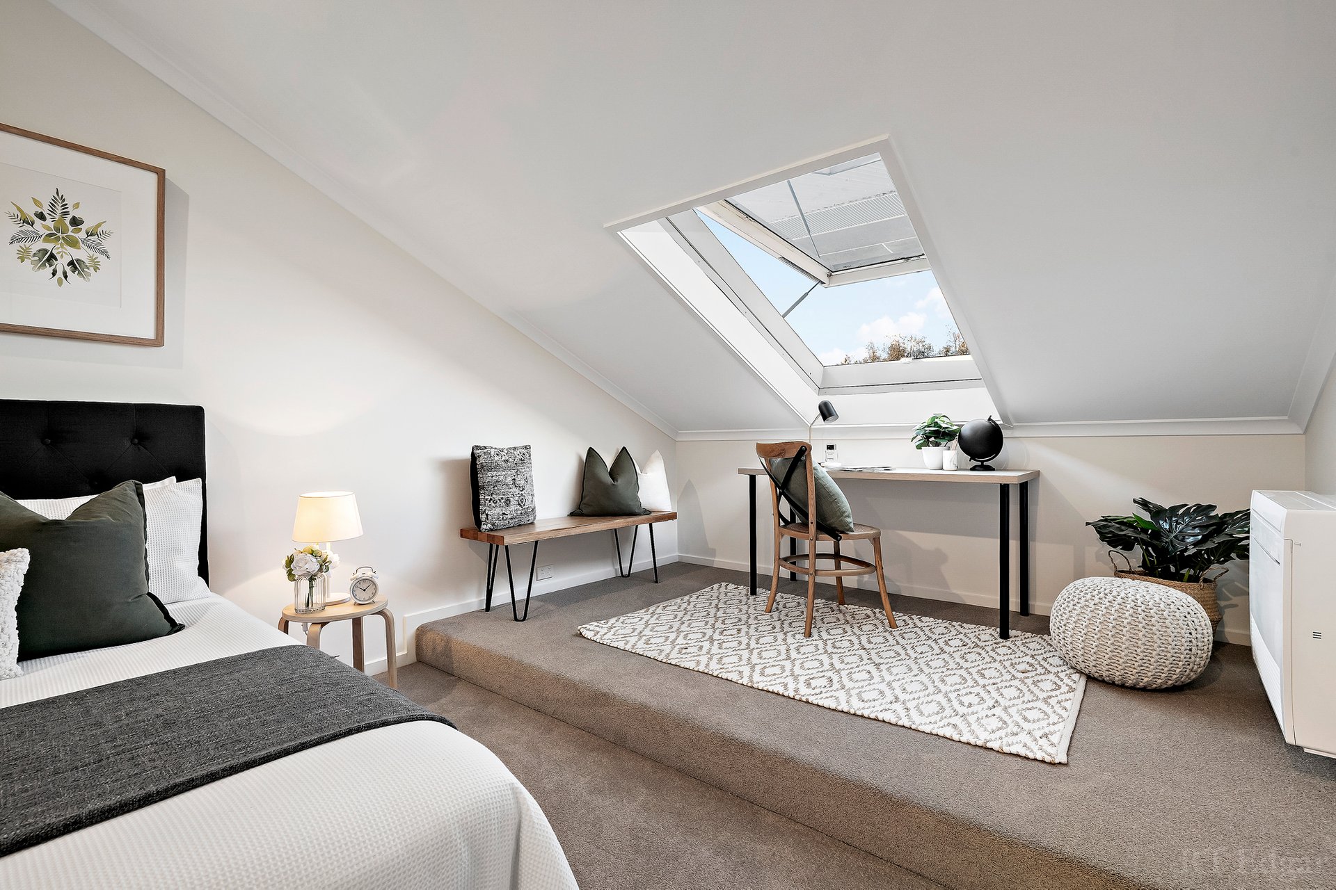 Property Gallery Thumbnail 9