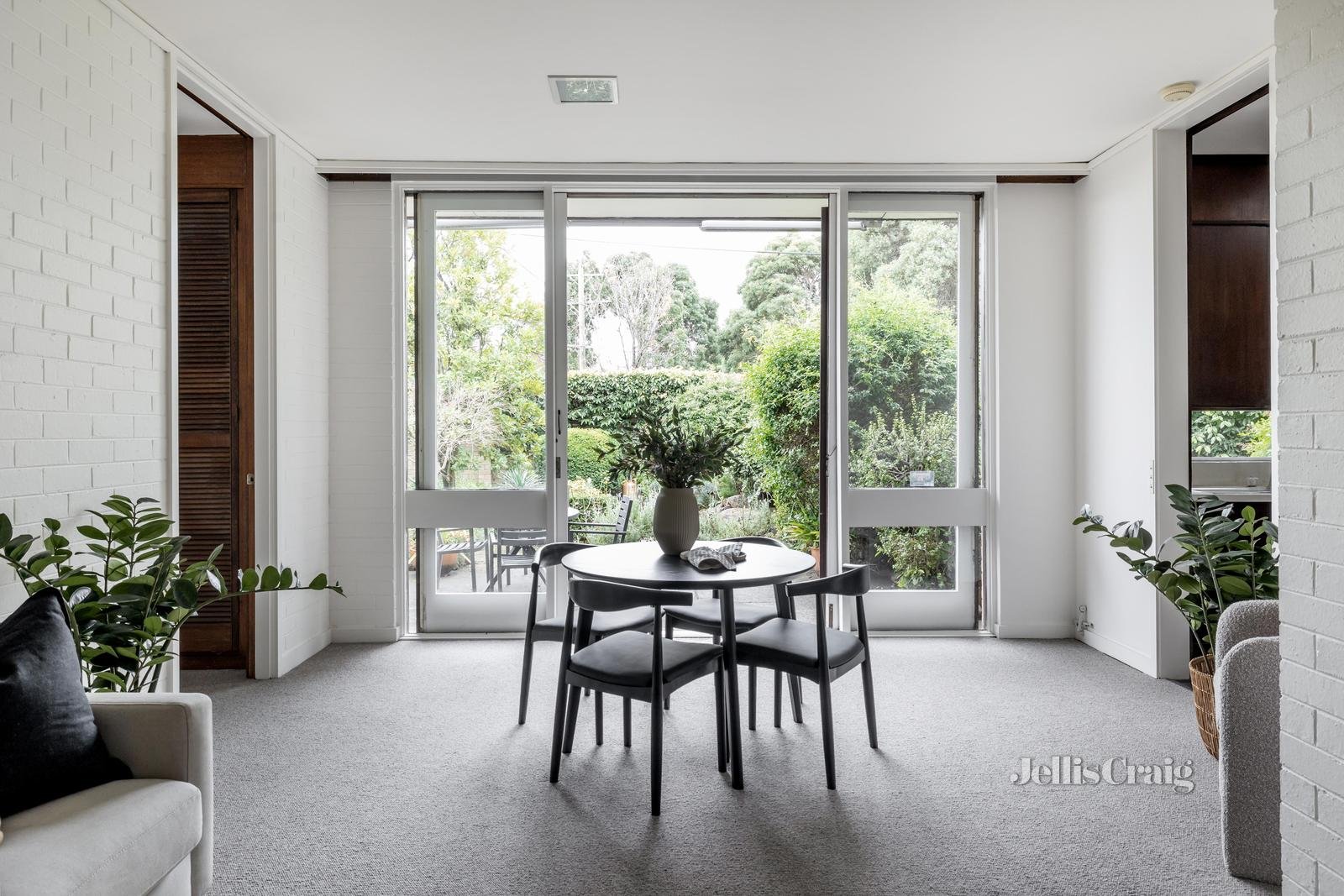 1/902 Toorak Road, Camberwell image 7