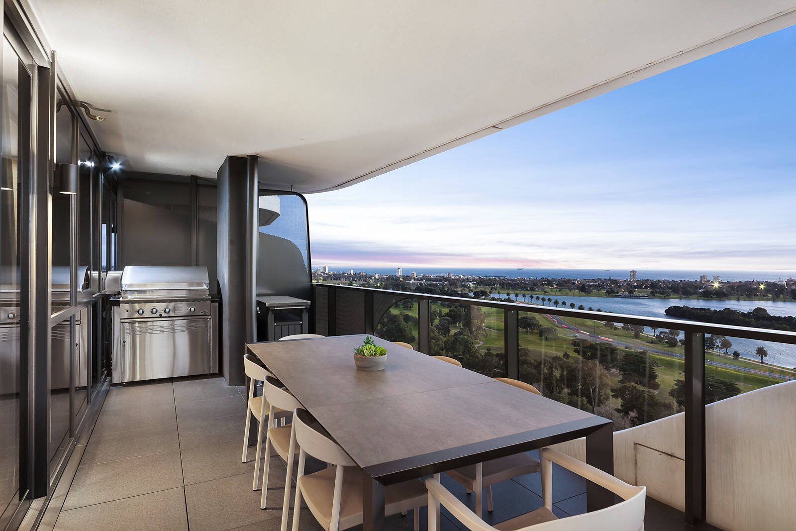 Property Gallery - Main Image