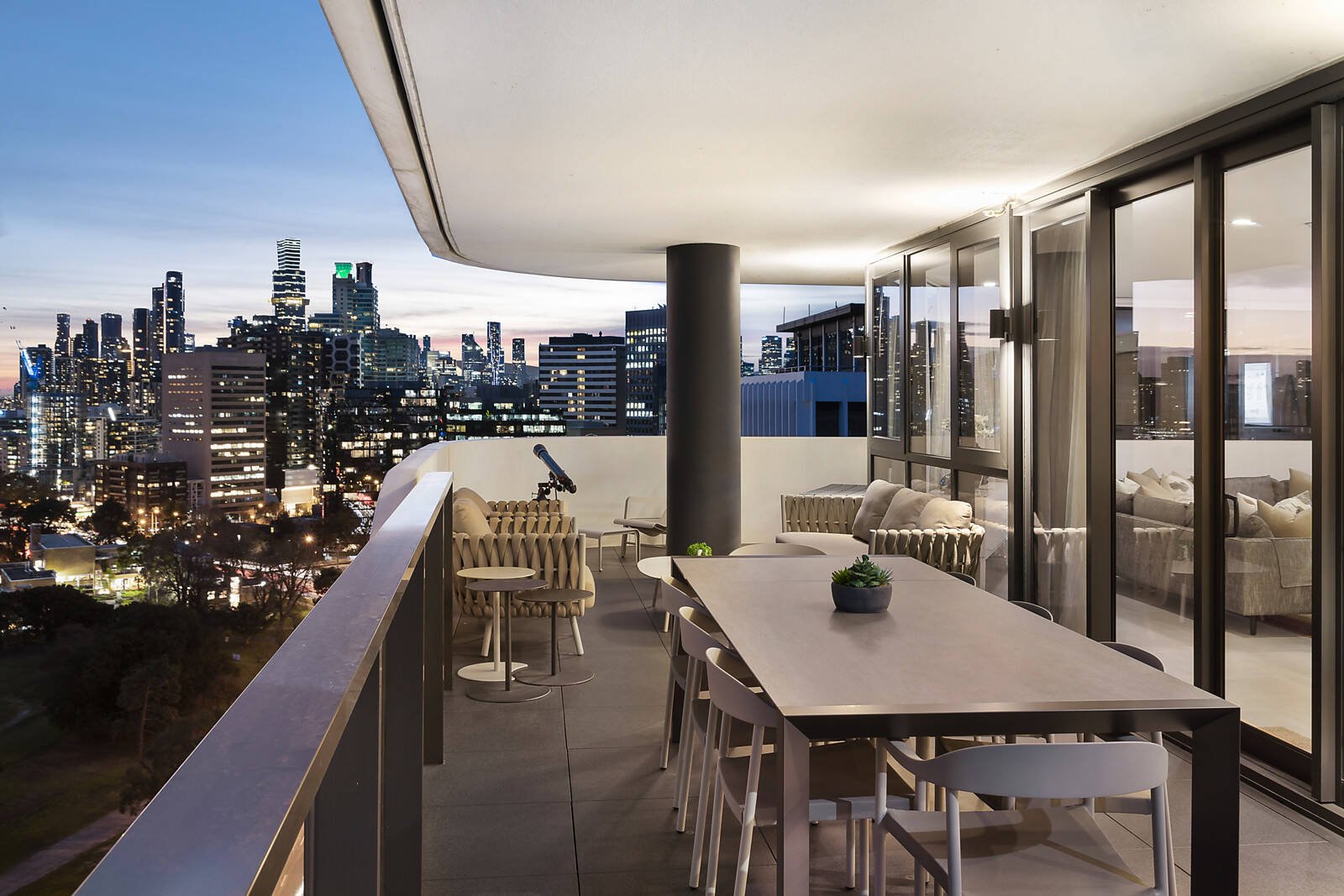 Property Gallery Thumbnail 3