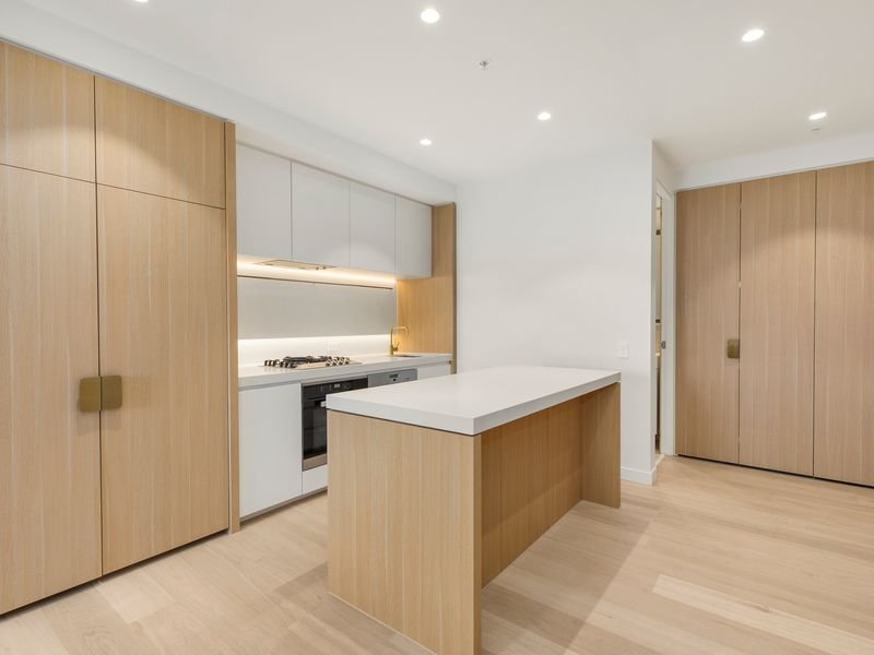 Property Gallery Thumbnail 2