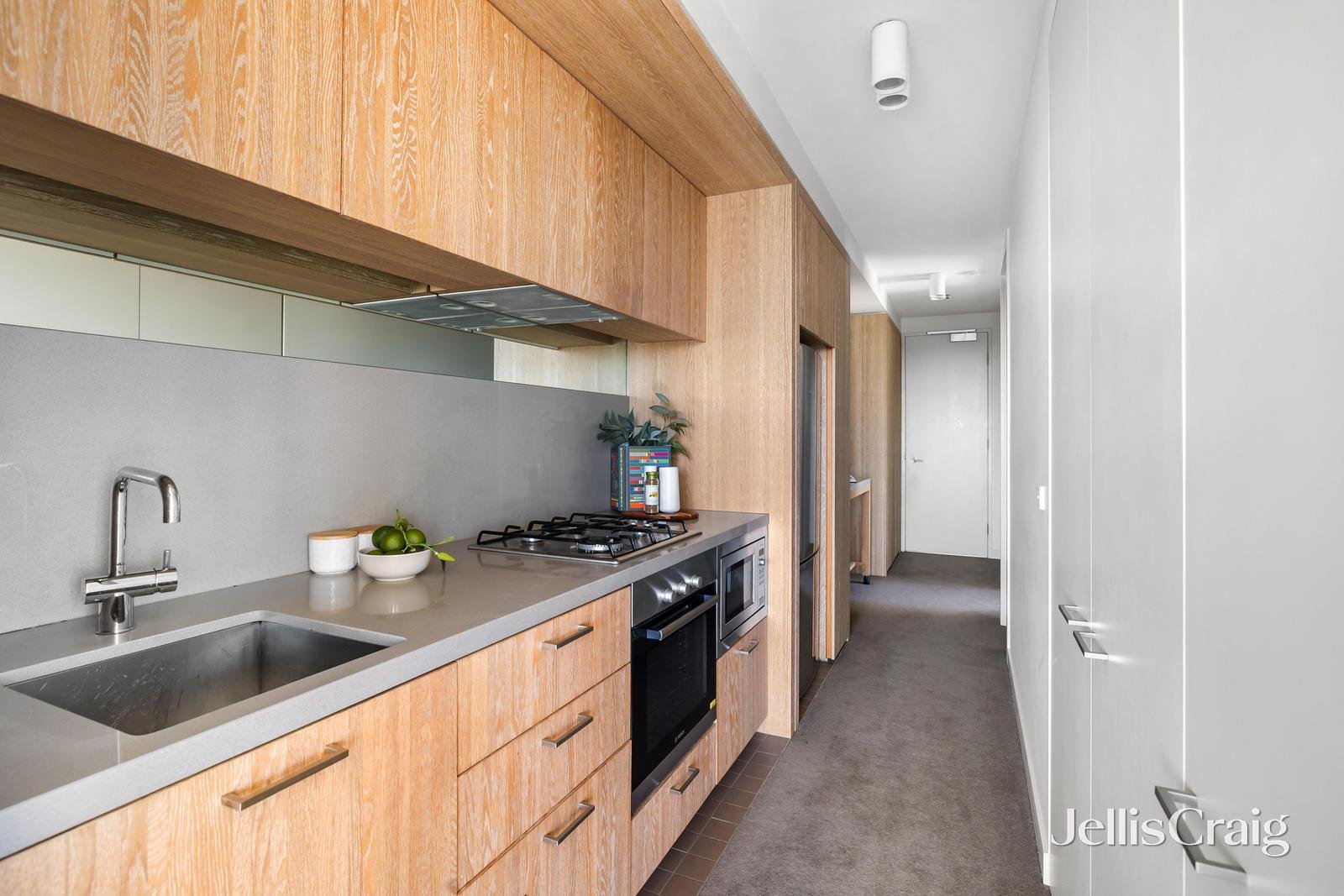 1905/50-54 Claremont Street, South Yarra image 6