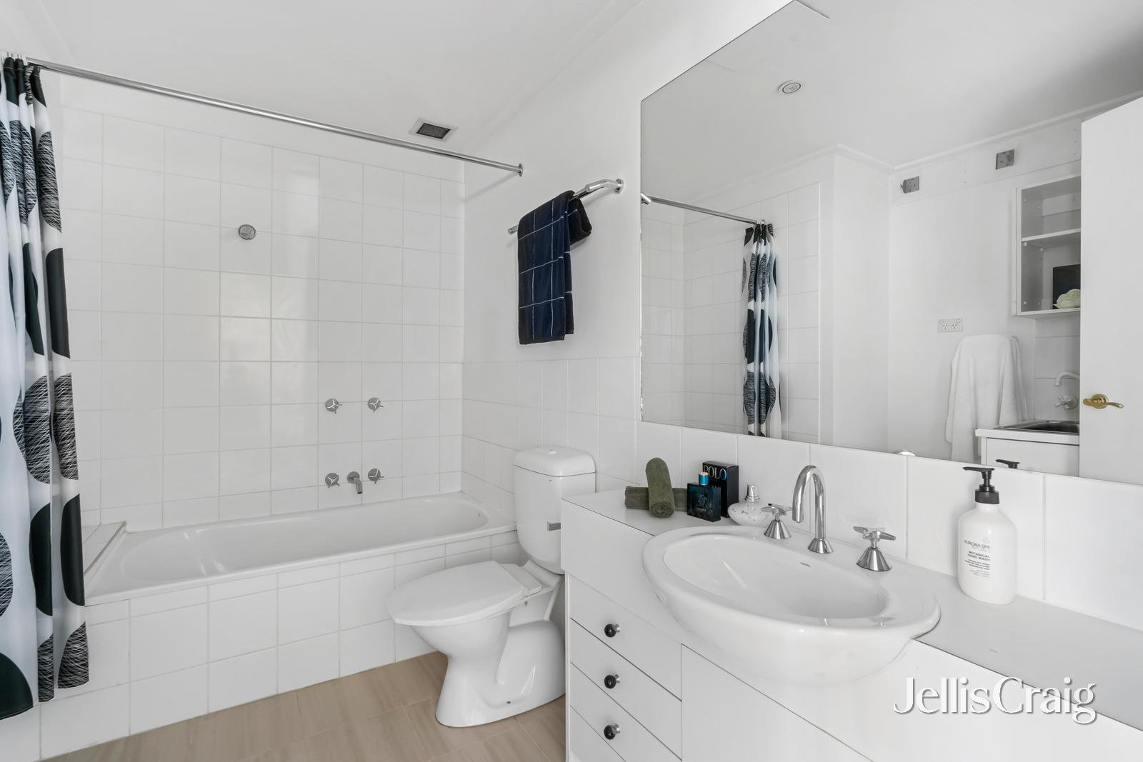 190D Riversdale Road, Hawthorn image 7