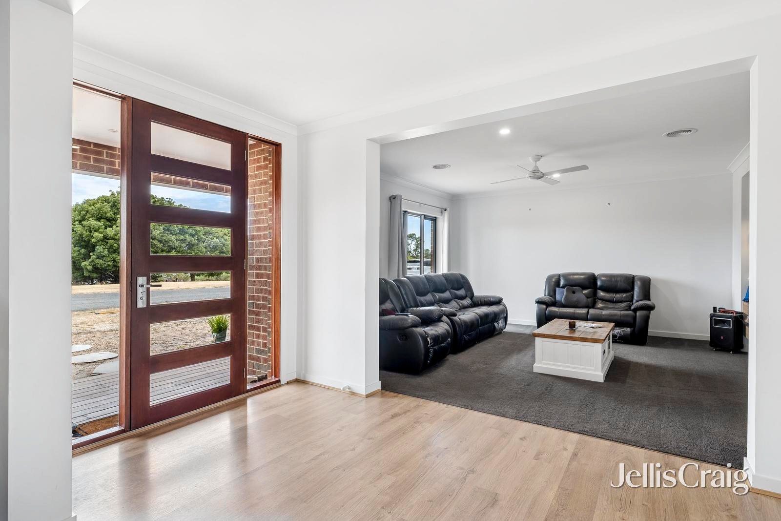 191 Bendigo Sutton Grange Road, Elphinstone image 4