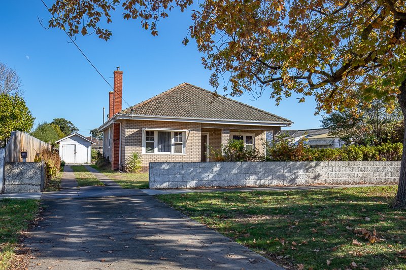 191 Desailly Street Sale - Image 1