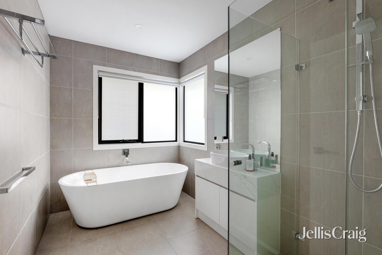 1/91 Hailes Street, Greensborough image 11