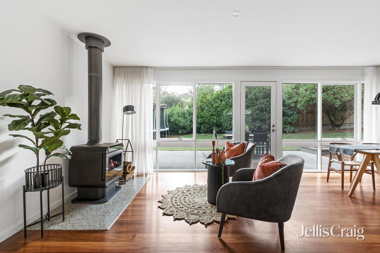 191 St Helena Road, Greensborough image 3