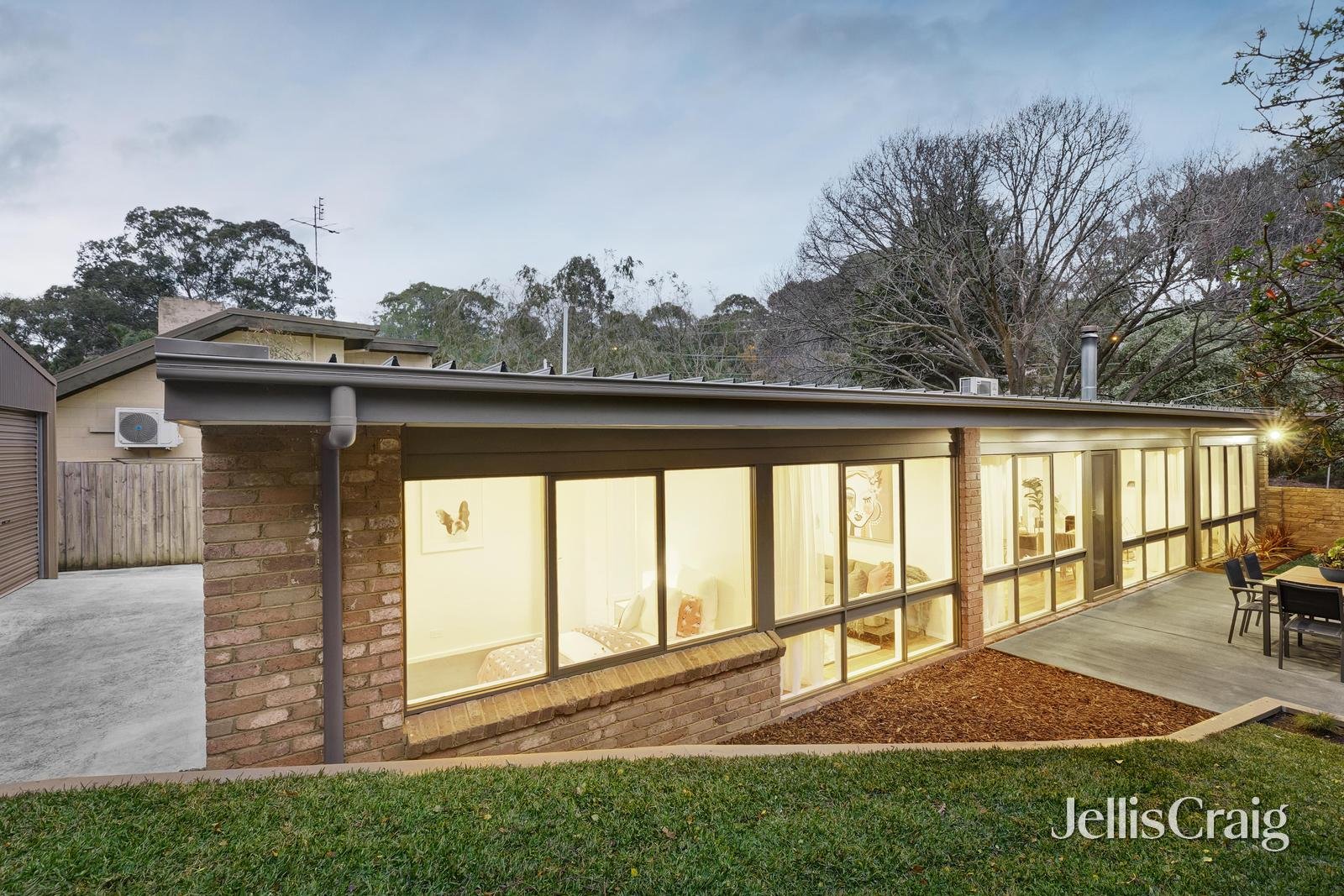 191 St Helena Road, Greensborough image 14