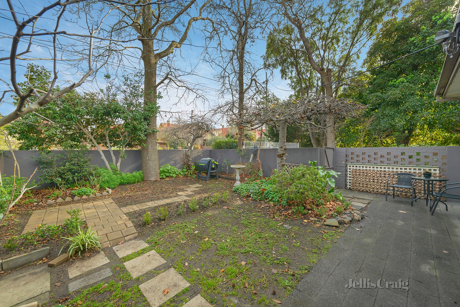 1/910 Burke Road, Deepdene image 2