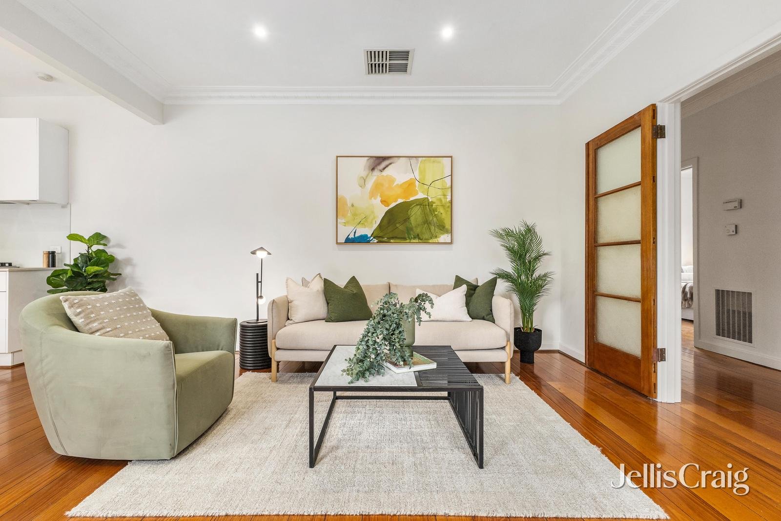 1/910 Centre Road, Bentleigh East image 3
