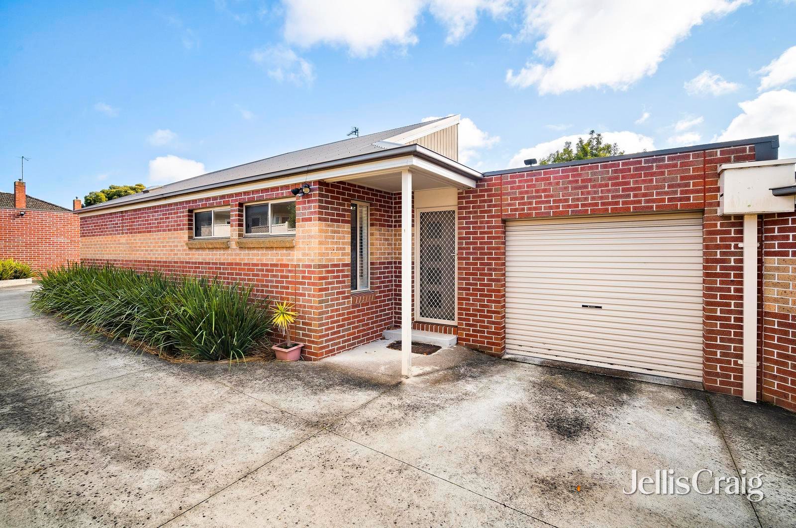 1/914 Havelock Street, Ballarat North image 1