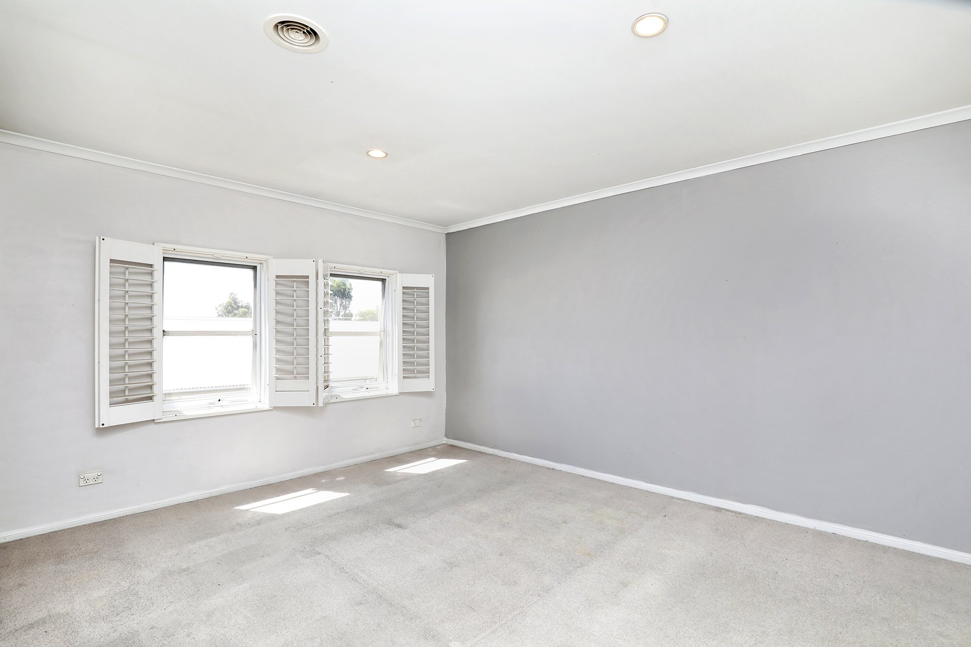 19/162 Stockmans Way, Kensington image 3