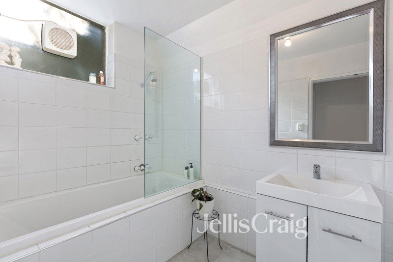 19/18 Station Road, Williamstown image 6