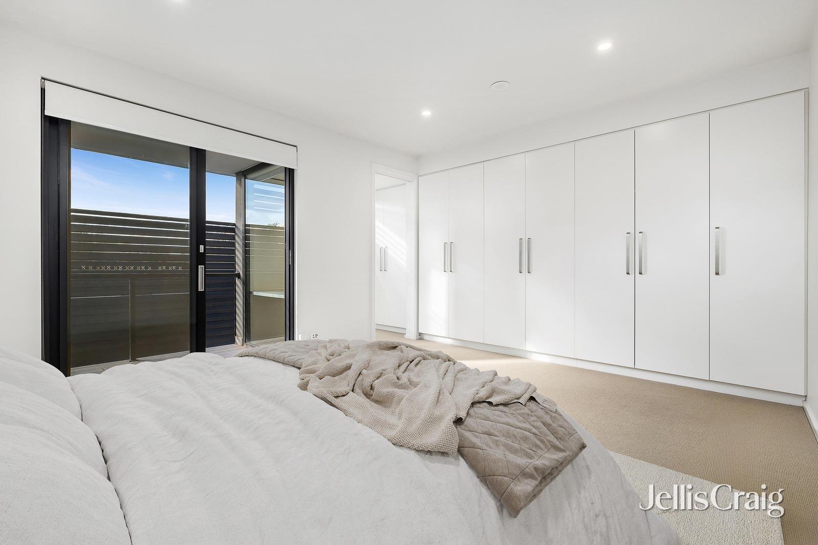 19/19 Landcox Street, Brighton&nbsp;East image 7