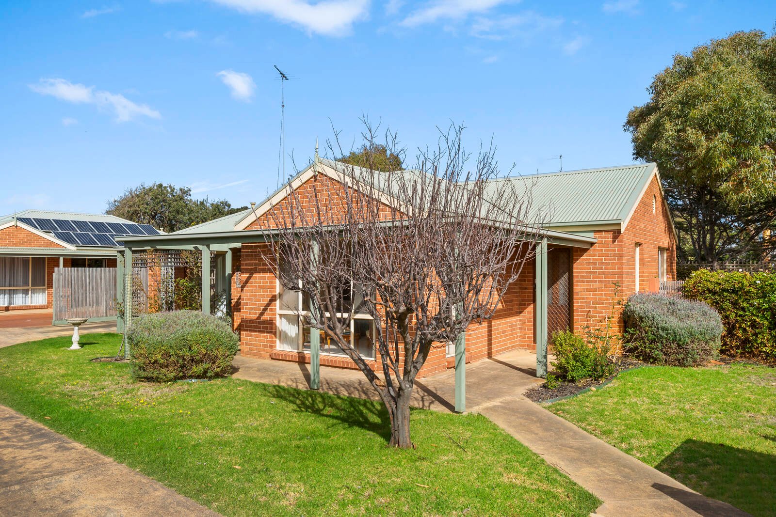 Property Gallery Thumbnail 2