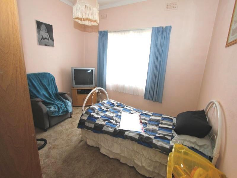 1/92 Beverin Street, Sebastopol image 8