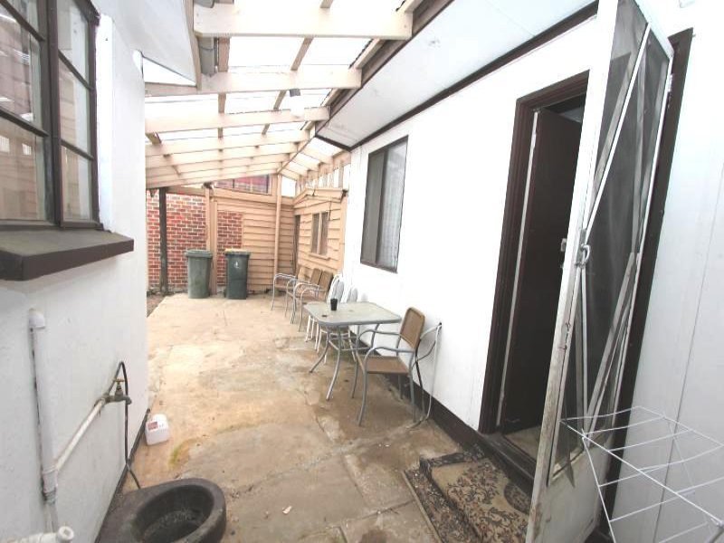1/92 Beverin Street, Sebastopol image 9