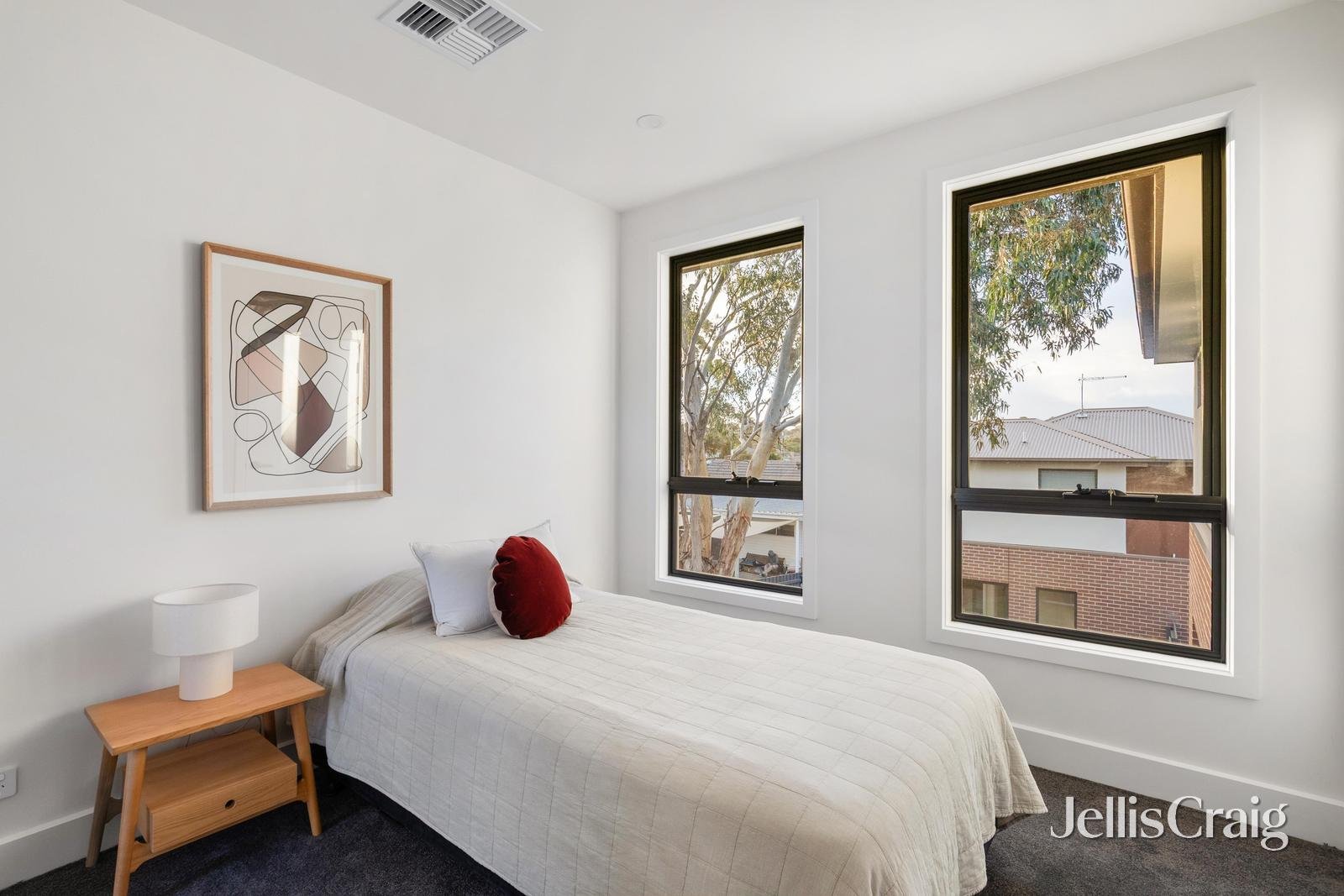 192 Nepean Street, Greensborough image 14