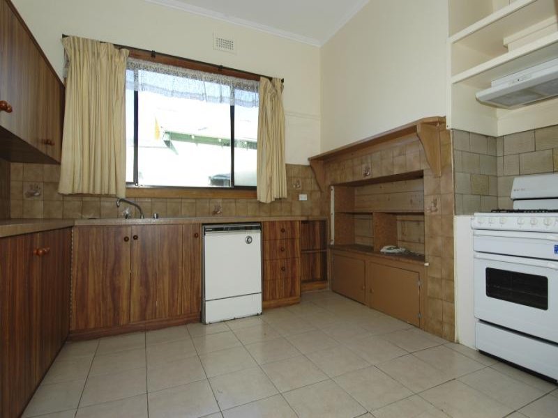 192 Shannon Avenue, Geelong West image 3