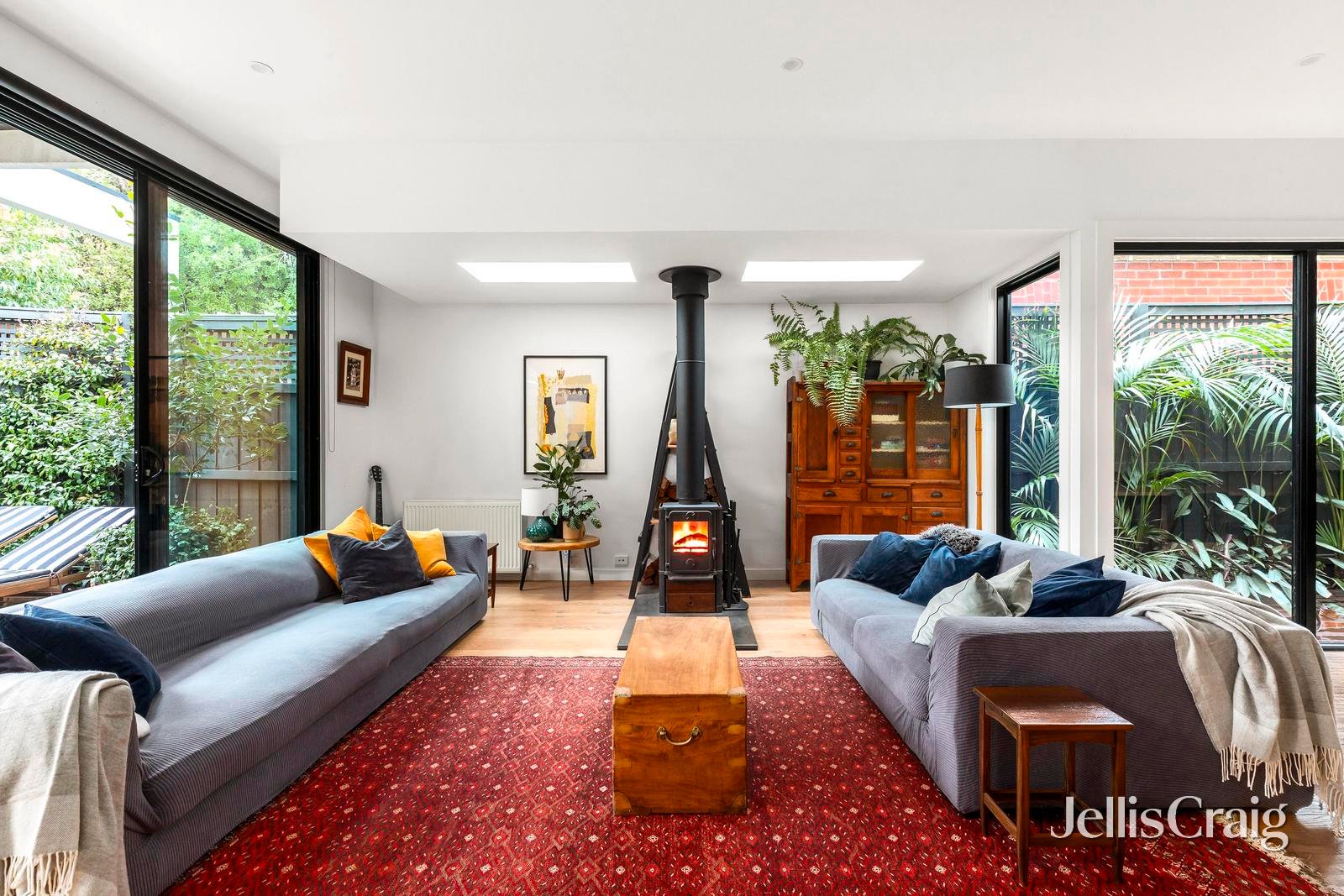 192 Tennyson Street, Elwood image 3